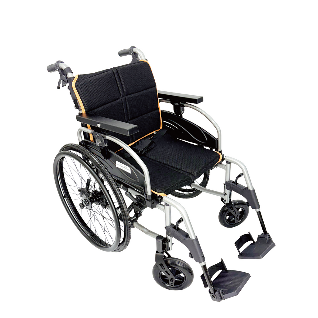 Pinnacle Ultraroll Pro Self-Propelling Wheelchair