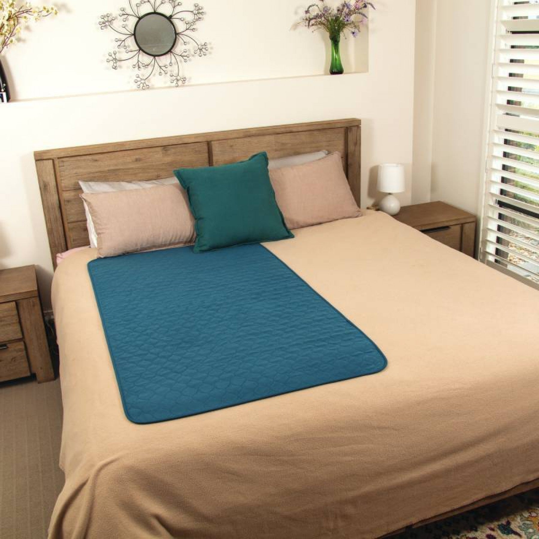 Conni Reusable Bed & Sofa Pad