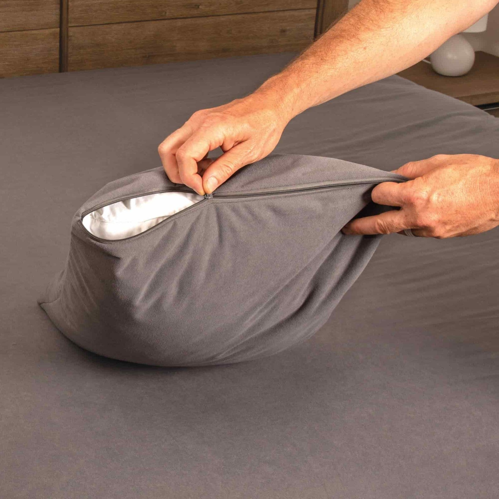 Conni Premium Waterproof Absorbent Pillow Protector